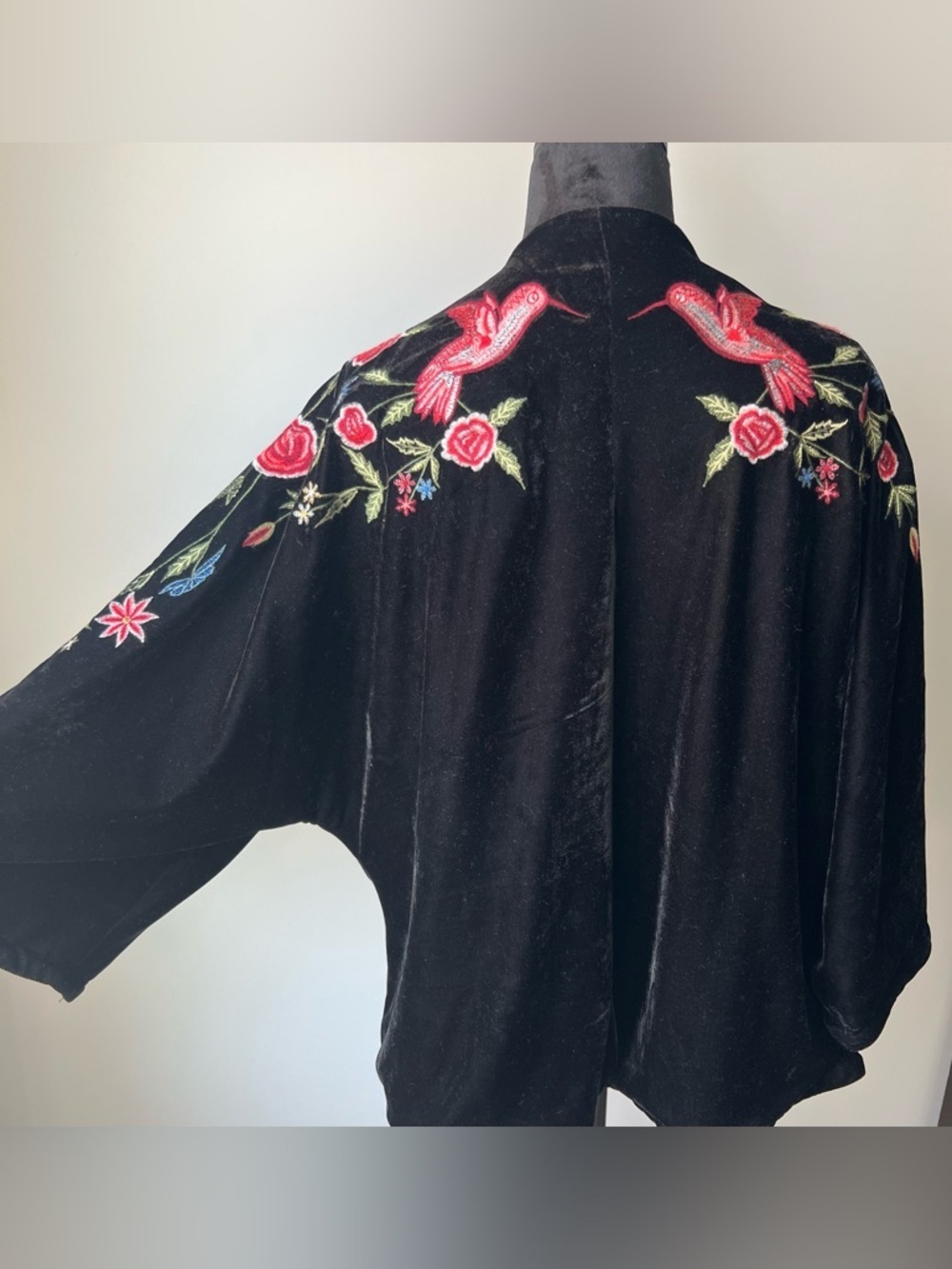 Embroidered Black Velvet Kimono with Red Hummingbird Motif - Picture 1 of 9